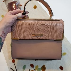 Handbag/crossbody